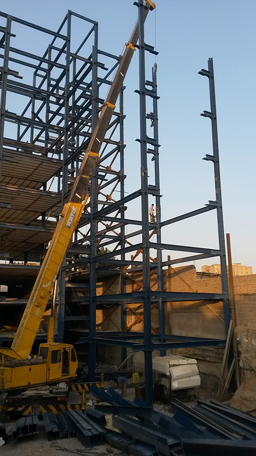 ۲۰۱۴۰۸۳۰ ۱۸۵۷۰۰